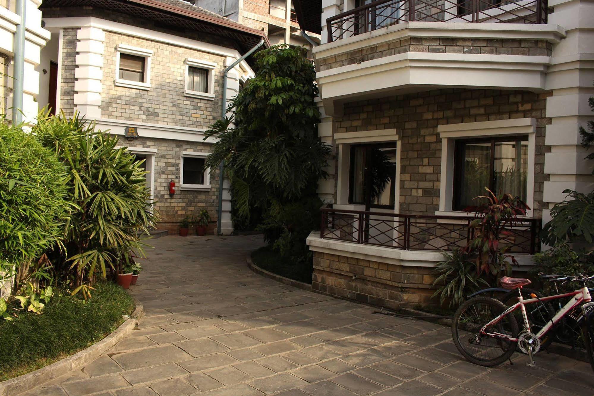 Trek-O-Tel Hotel Pokhara Exterior photo